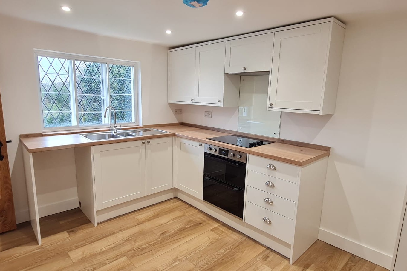 Cottage Refurbishment, Battle – main view