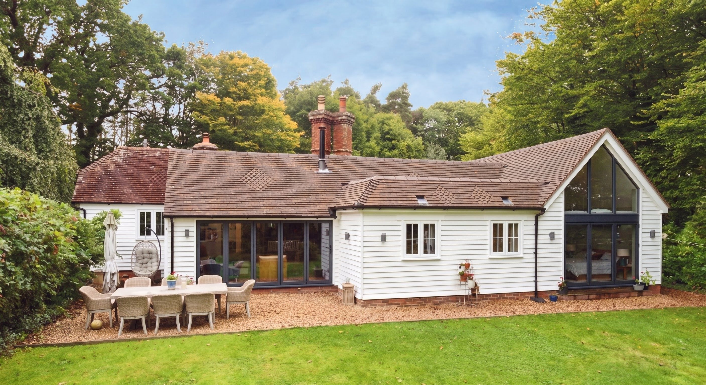 Robertsbridge Cottage, East Sussex – extension by Mitchells Construction, photo 1