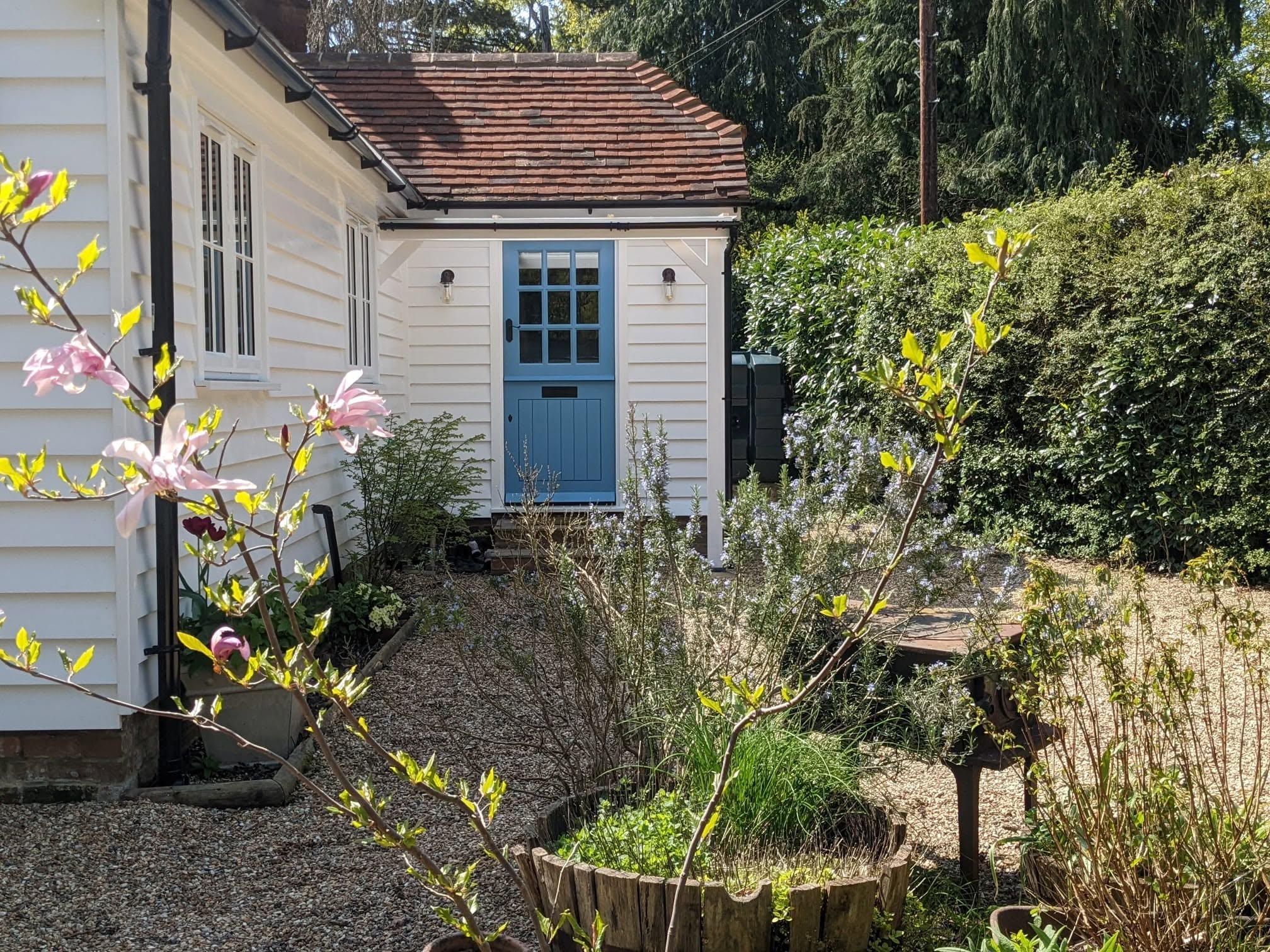 Robertsbridge Cottage, East Sussex – garden and entrance by Mitchells Construction